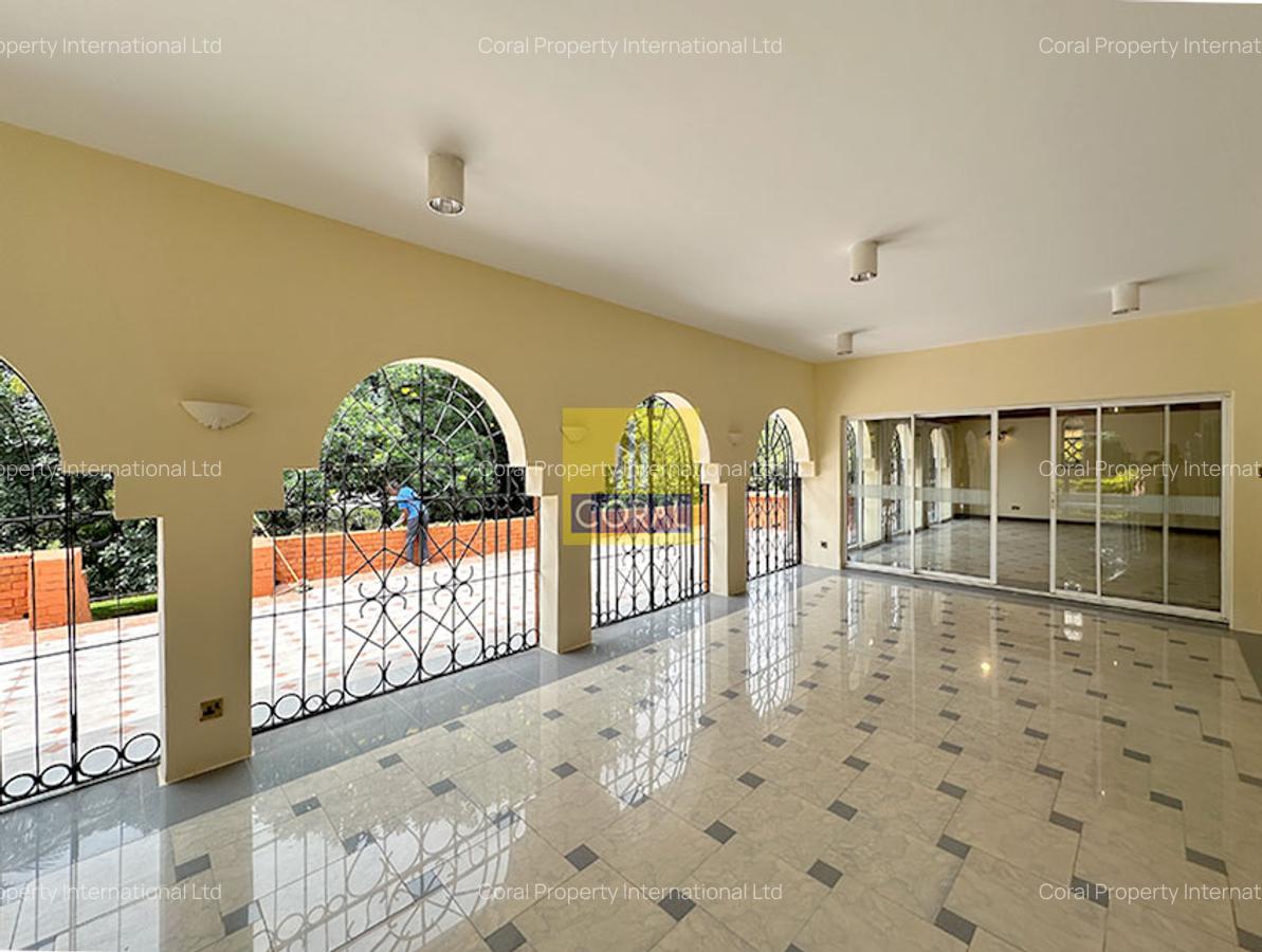 4 Bed House in Lavington - 10
