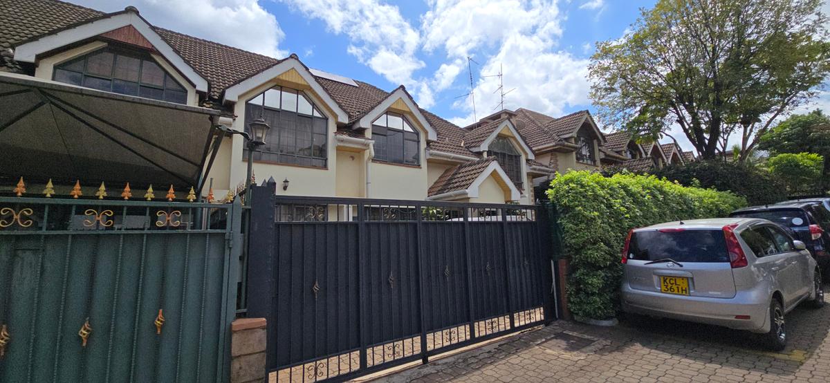 5 Bed Townhouse with En Suite at Kabasiran Avenue - 3