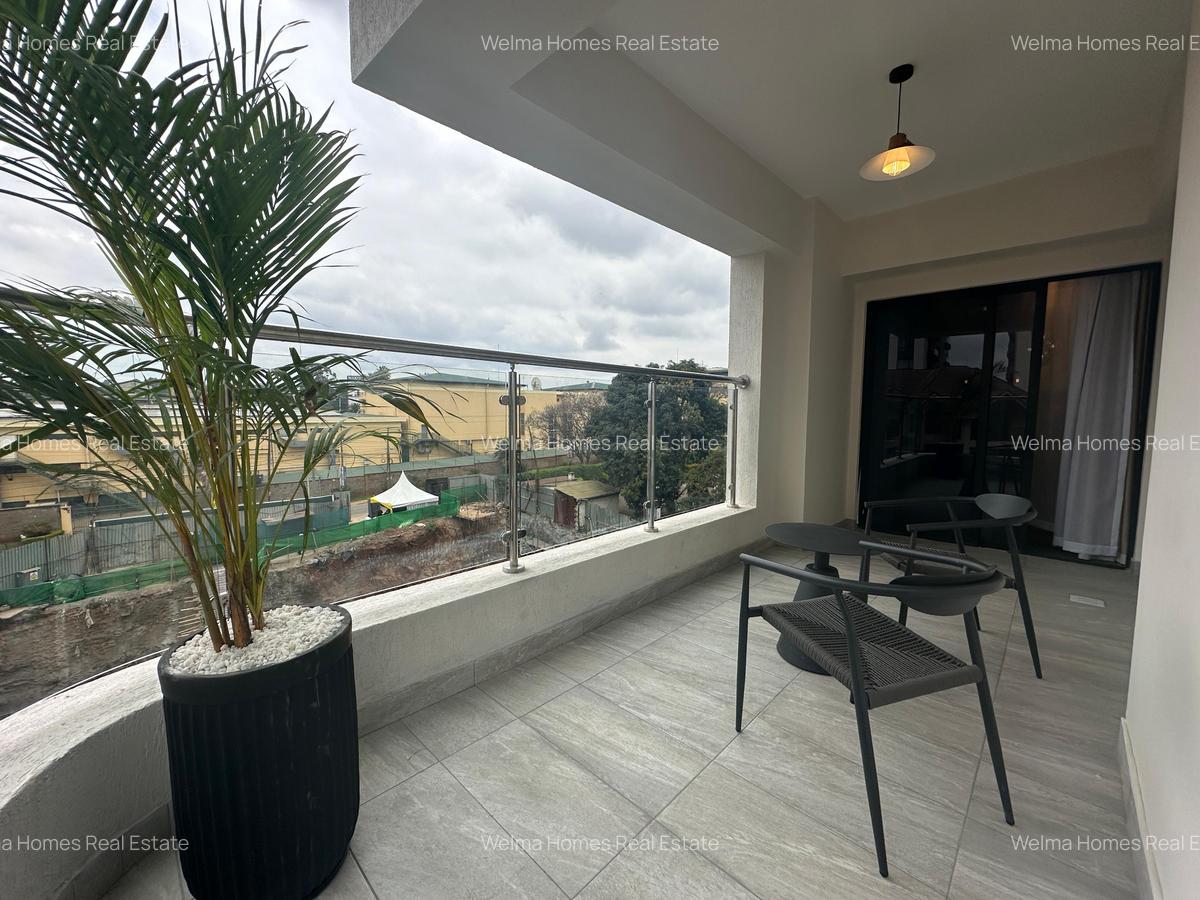 2 Bed Apartment with En Suite in Lavington - 9