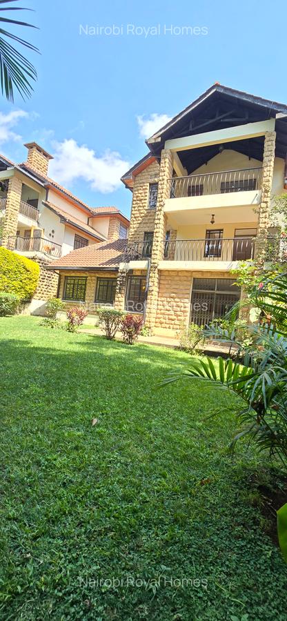 4 Bed Townhouse with En Suite at Off James Gichuru - 3