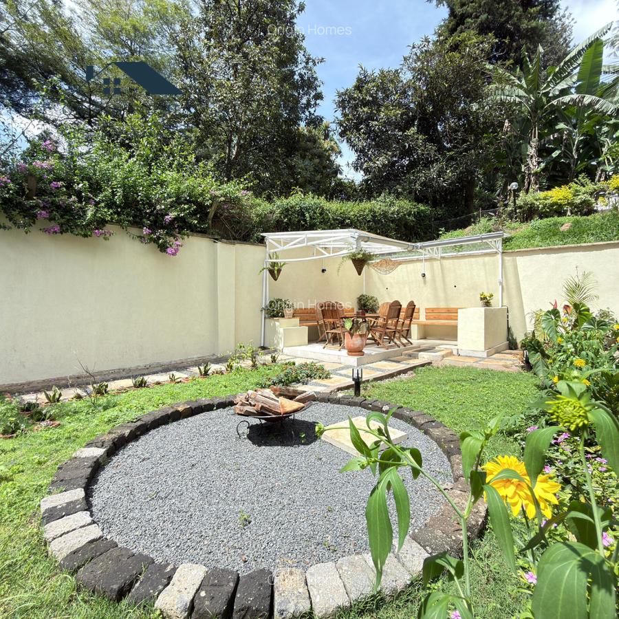 Serviced 1 Bed Apartment with En Suite at Rosslyn - 12