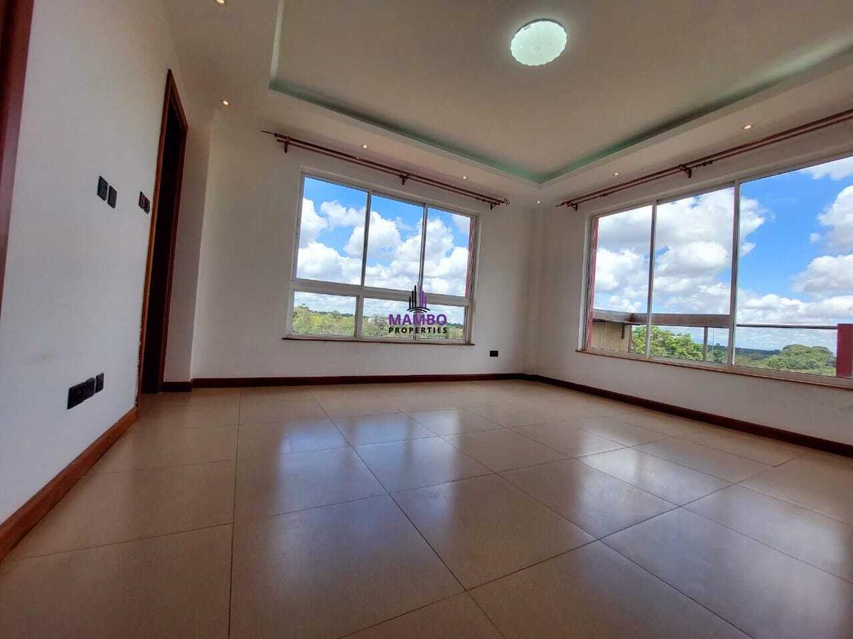 4 Bed Apartment with En Suite at General Mathenge - 10