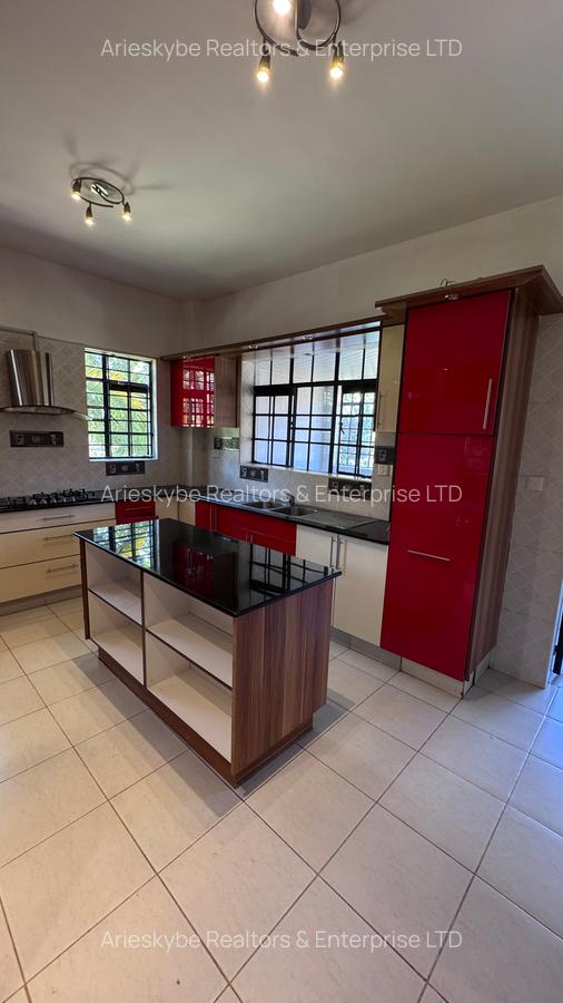 5 Bed House with En Suite in Kitisuru - 5