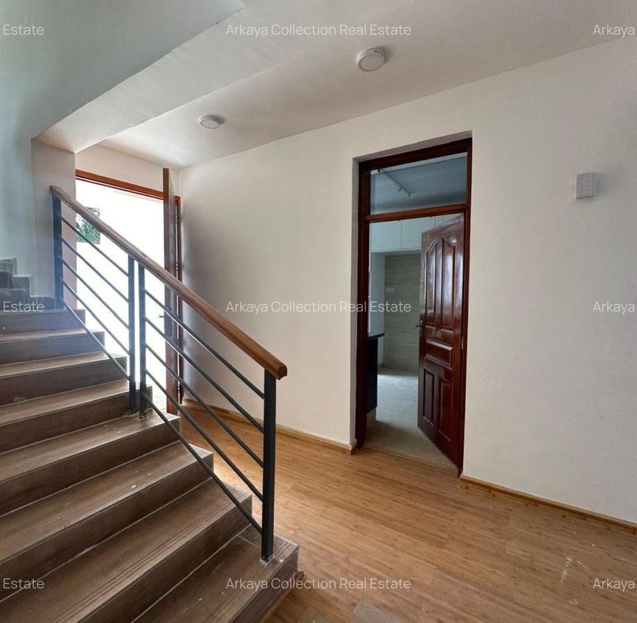 4 Bed Townhouse with En Suite in Lavington - 4