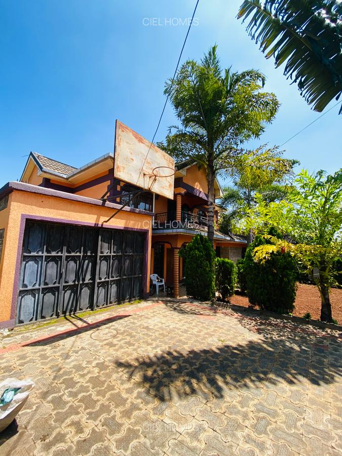 4 Bed Townhouse with Garden in Membley - 11