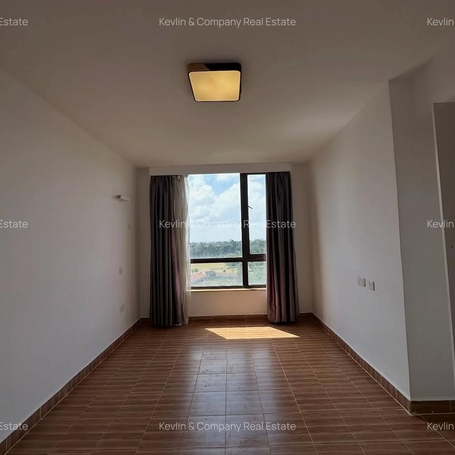 2 Bed Apartment with En Suite at Dennis Pritt - 8