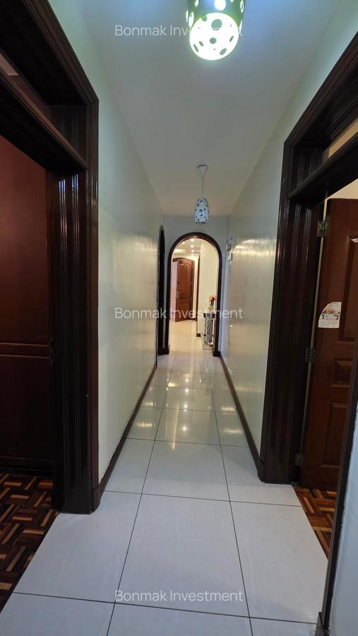 3 Bed Apartment with En Suite at Valley Arcade - 10