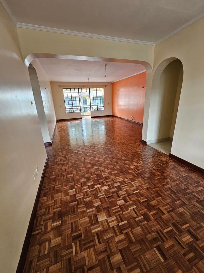 3 Bed Apartment with En Suite at Lavington - 1