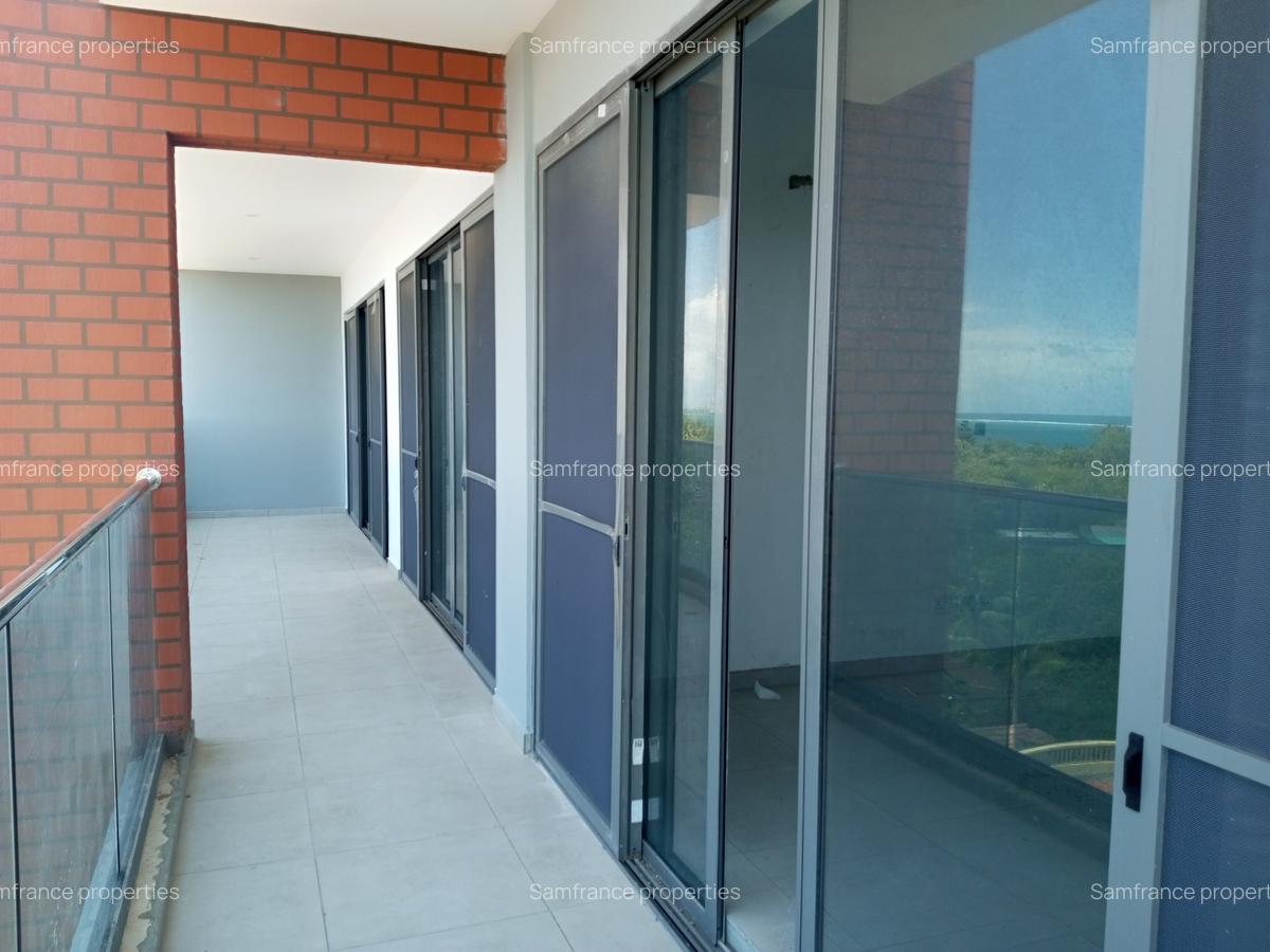 Serviced 5 Bed Apartment with En Suite at Mombasa - 6