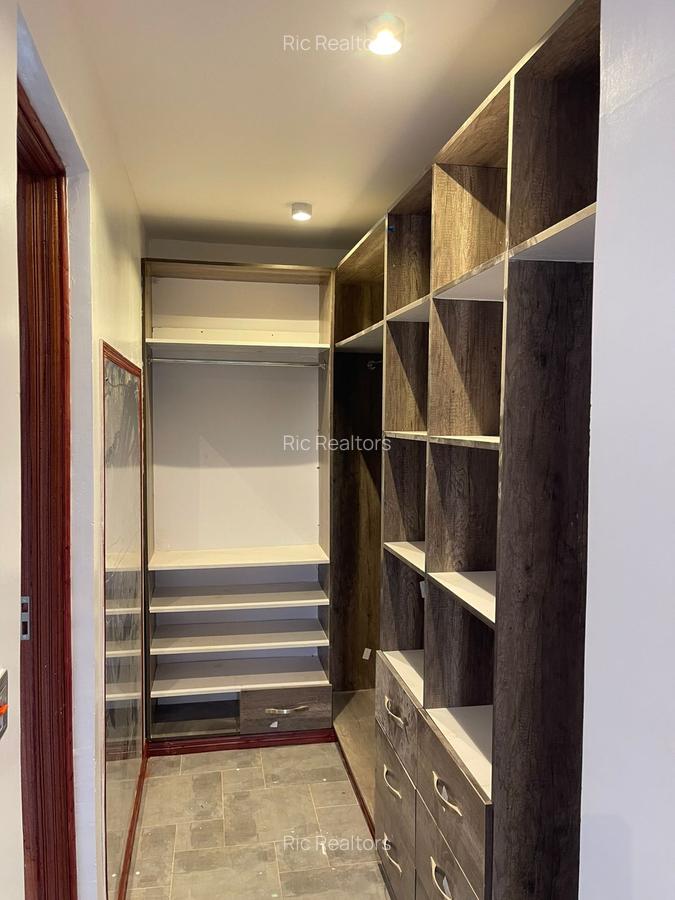 4 Bed Townhouse with En Suite at Silanga Road - 15