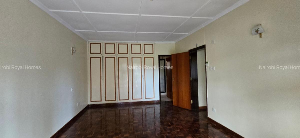 4 Bed House with En Suite at Nyari Close - 15