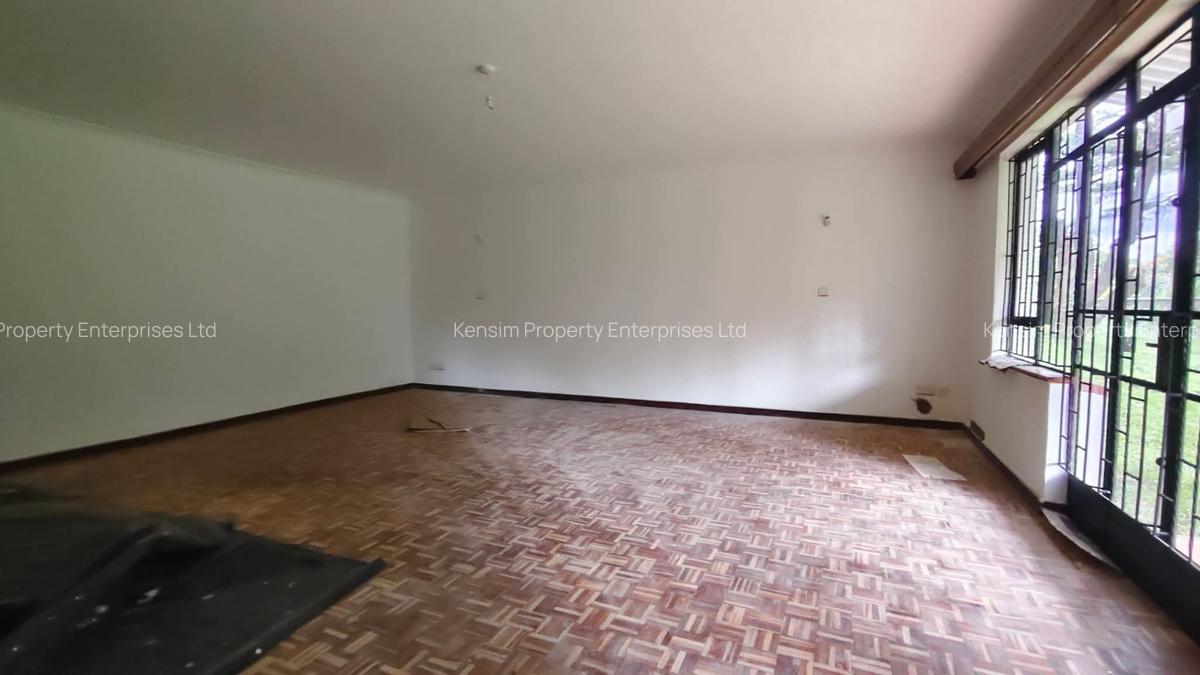 5 Bed House with En Suite in Kitisuru - 9