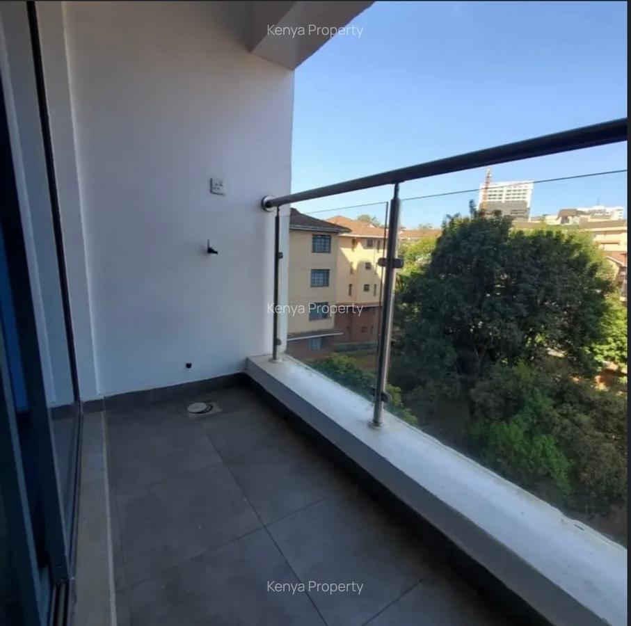 Studio Apartment with Swimming Pool in Kileleshwa - 2