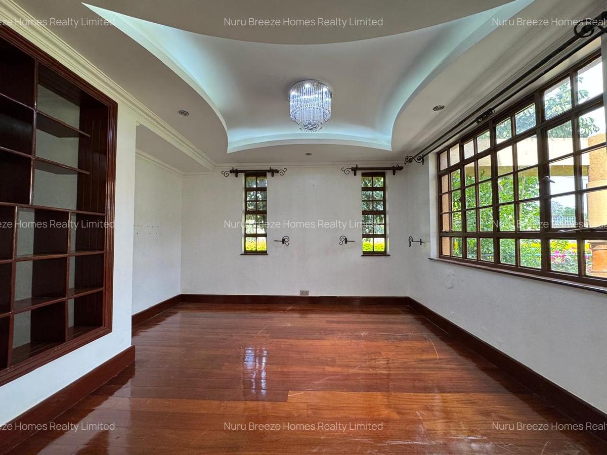 5 Bed House with En Suite in Runda - 7