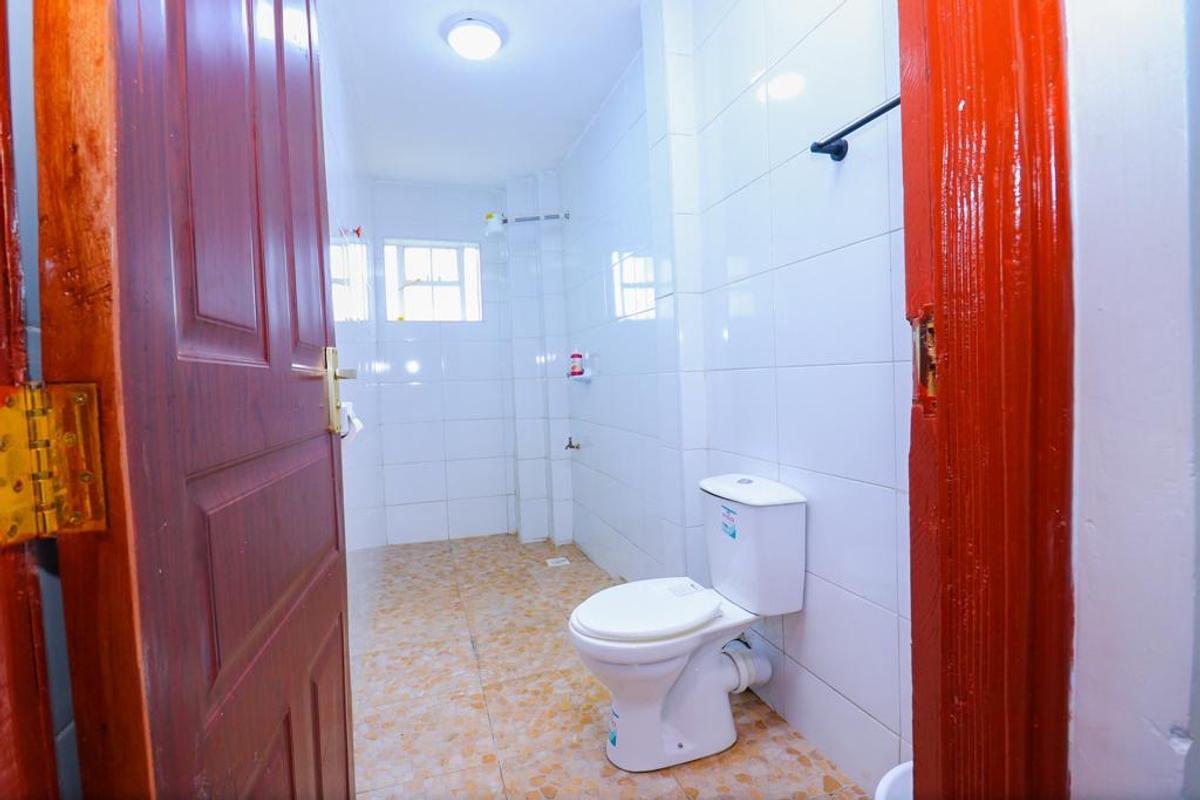 Serviced 1 Bed Apartment with Borehole at Thika Road - 4