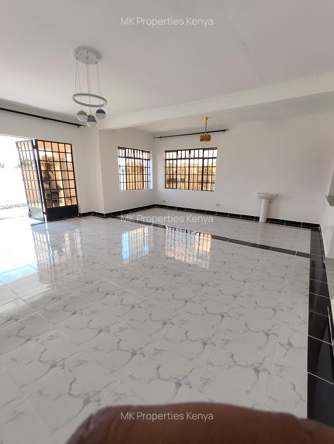 5 Bed House with En Suite at Kitengela Muigai - 3