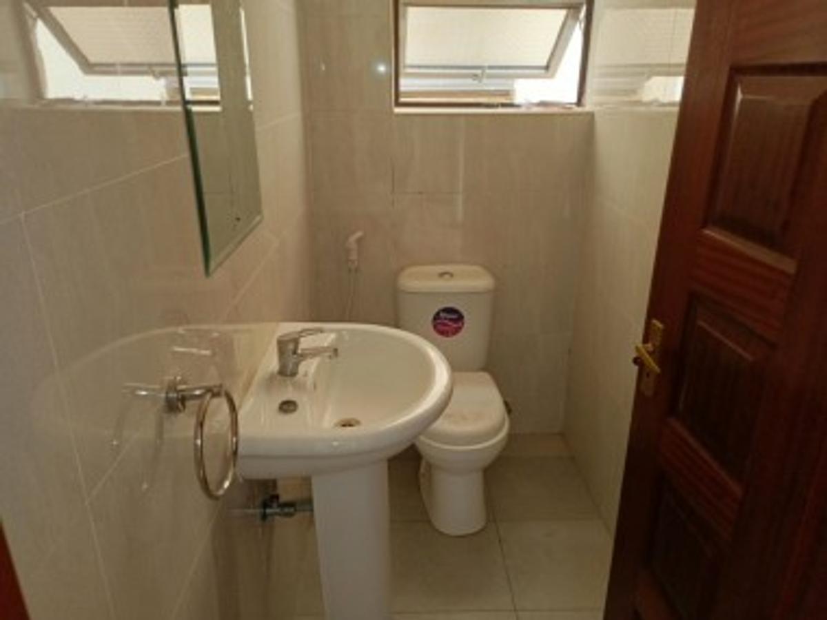 3 Bed Apartment with En Suite at Near Vishal Oshwal School - 10