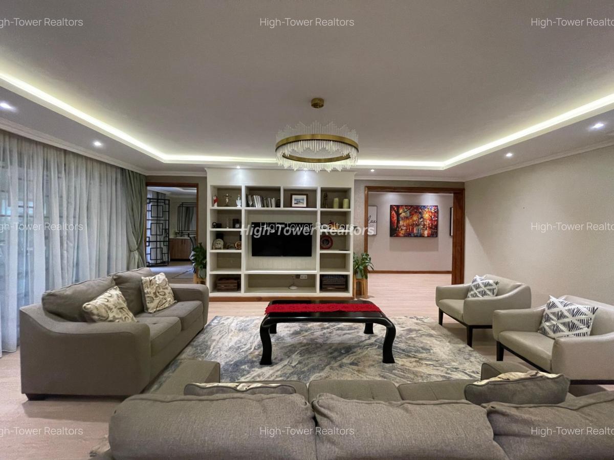 5 Bed House with En Suite at Kerarapon Drive - 5