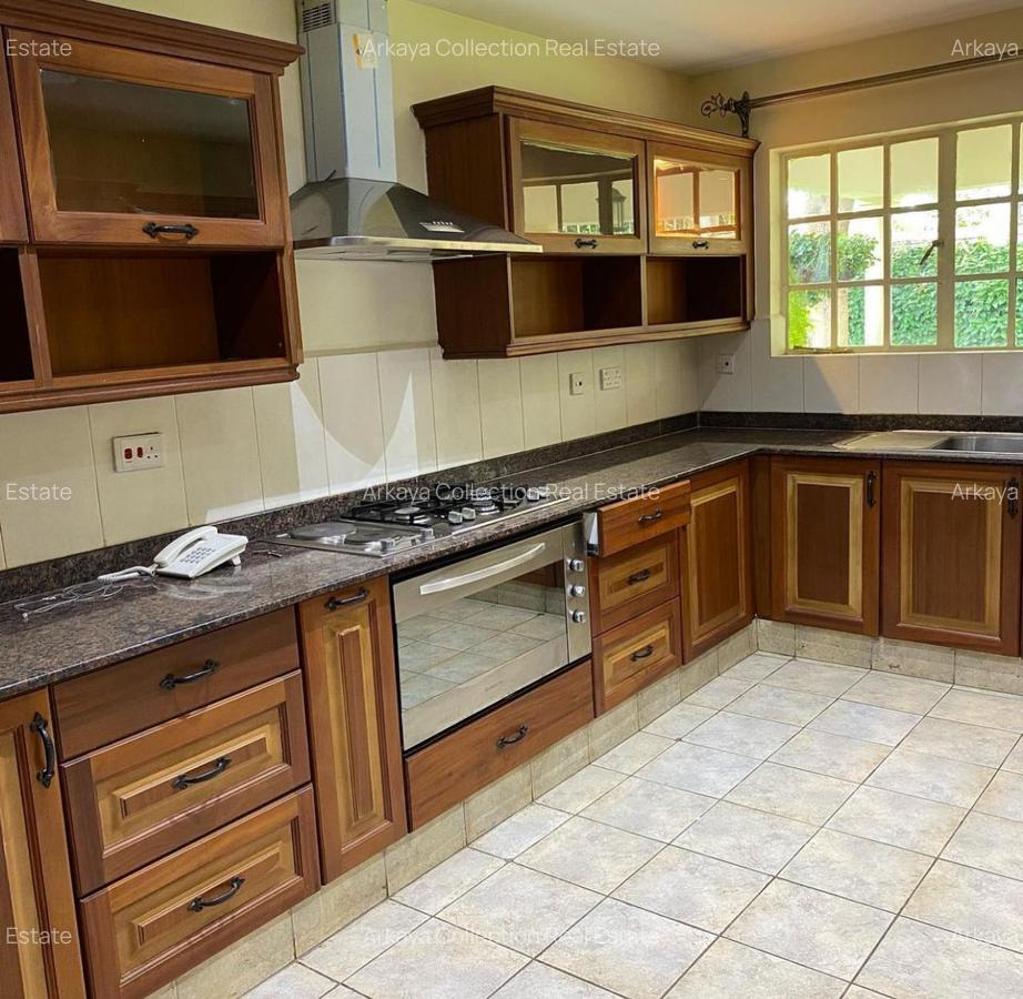 5 Bed Townhouse in Lavington - 5