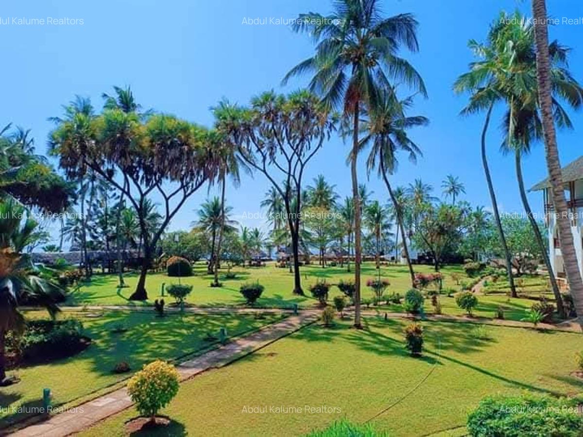 Furnished Commercial Property with Service Charge Included at Nyali - 4