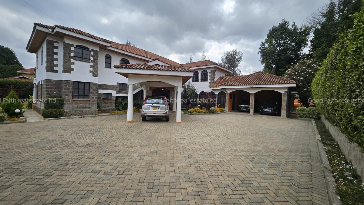 5 Bed House with En Suite in Runda - 20