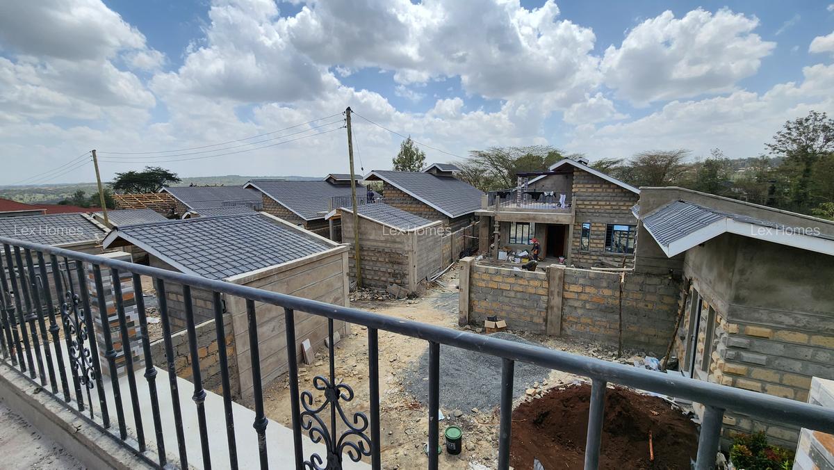 3 Bed House with En Suite at Rimpa - 16