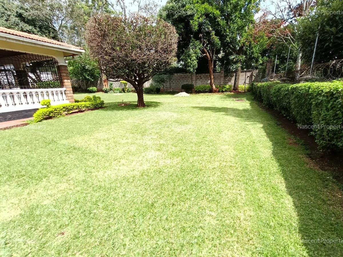 5 Bed House with En Suite in Rosslyn - 4