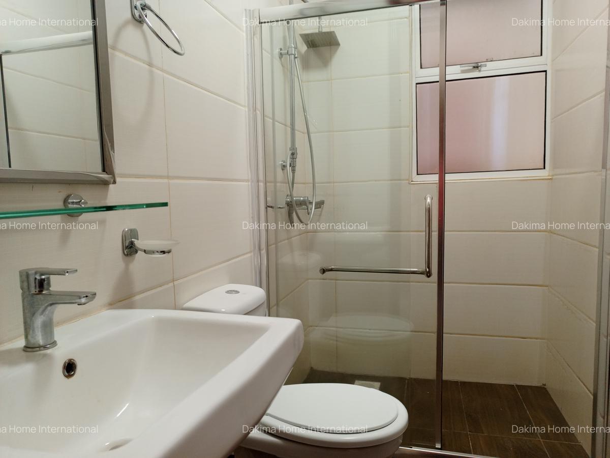 4 Bed Apartment with En Suite in General Mathenge - 10