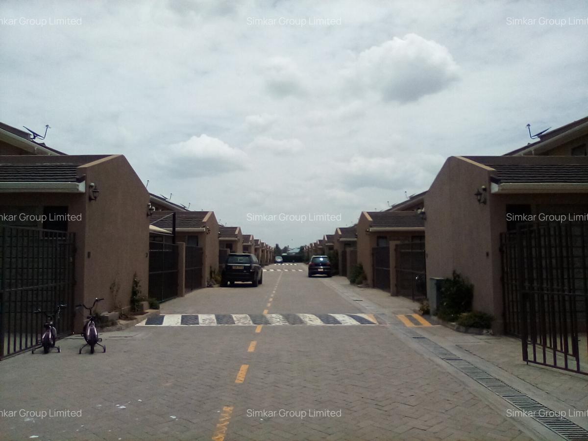5 Bed Townhouse with En Suite at Syokimau - 4