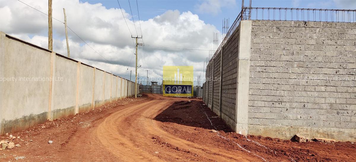 Warehouse with Parking in Ruiru - 9