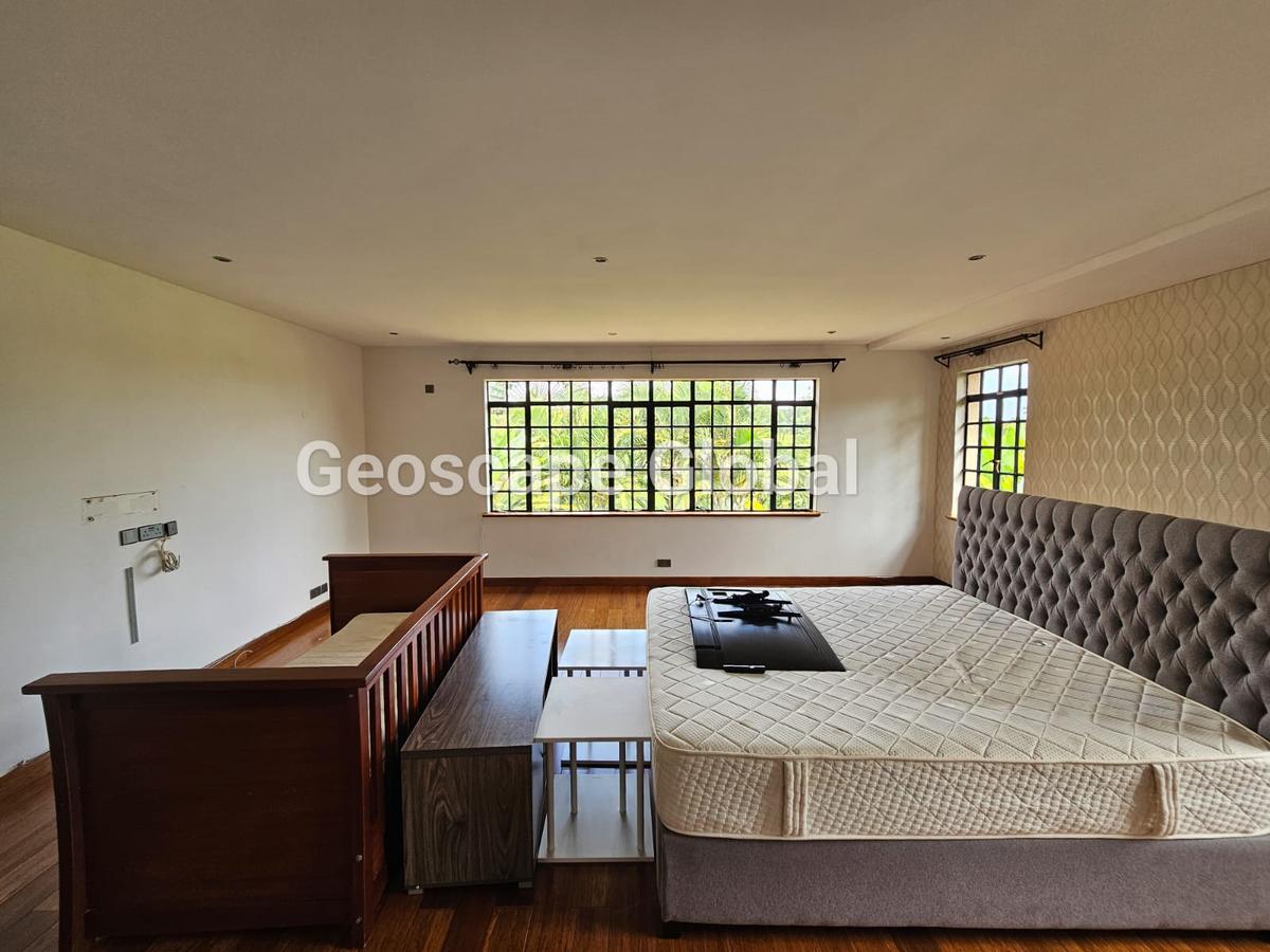 5 Bed House with En Suite in Kitisuru - 19