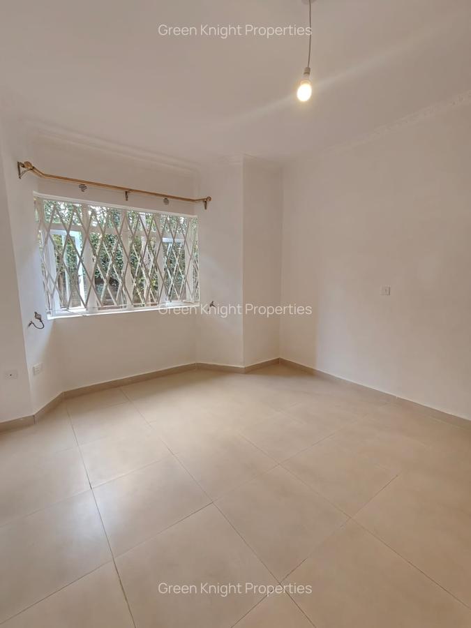 4 Bed House with En Suite in Karen - 9