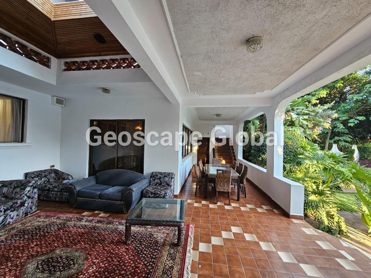 5 Bed House with En Suite in Kitisuru - 11