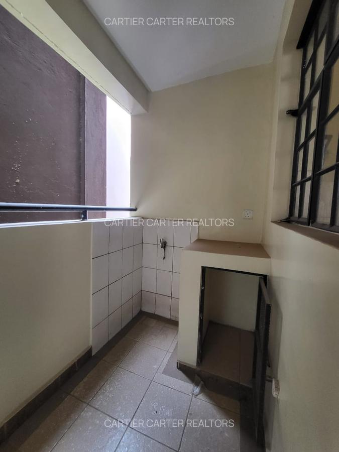 3 Bed Apartment with En Suite in Komarock - 12