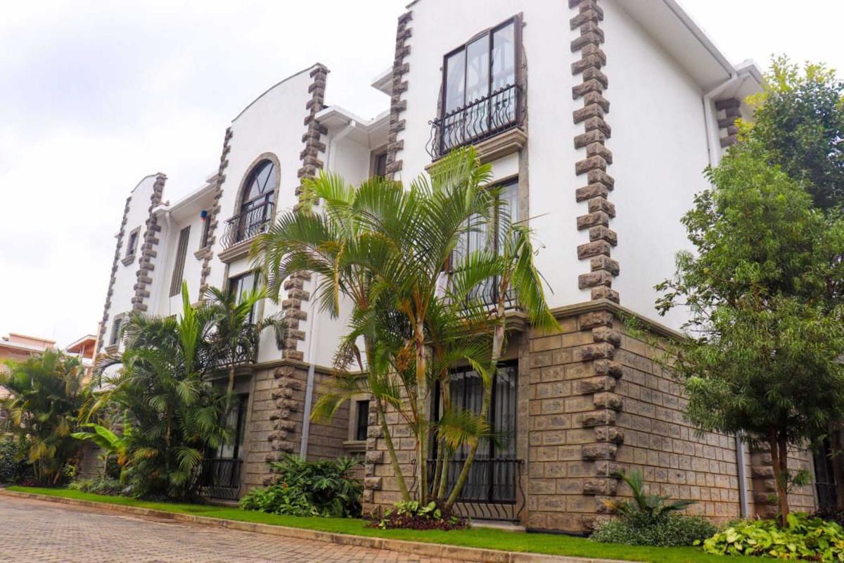 3 Bed Apartment with En Suite at Dennis Pritt Road - 2