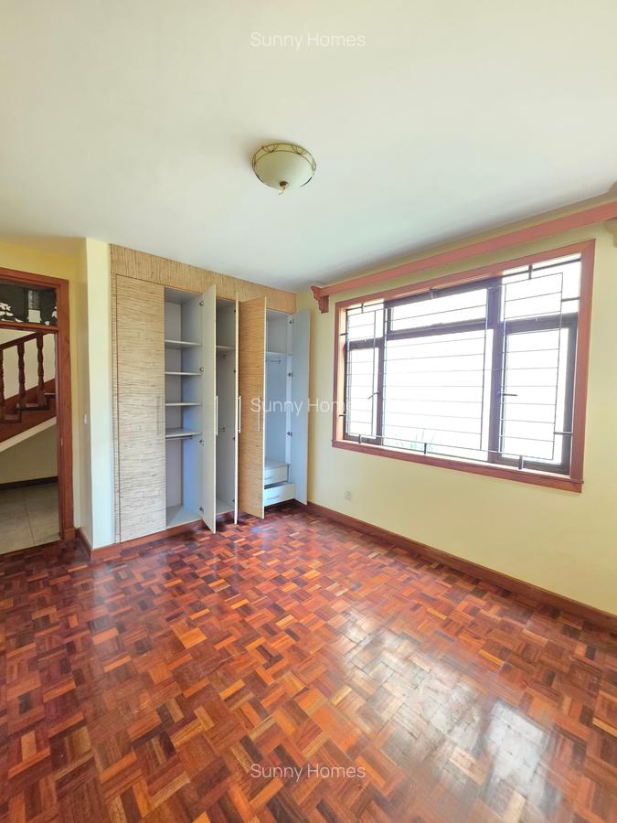 4 Bed Townhouse with En Suite at Amboseli - 8