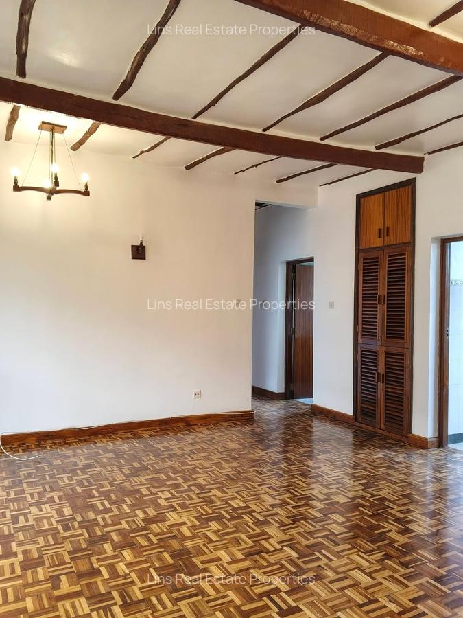 2 Bed Apartment with En Suite in Westlands Area - 4