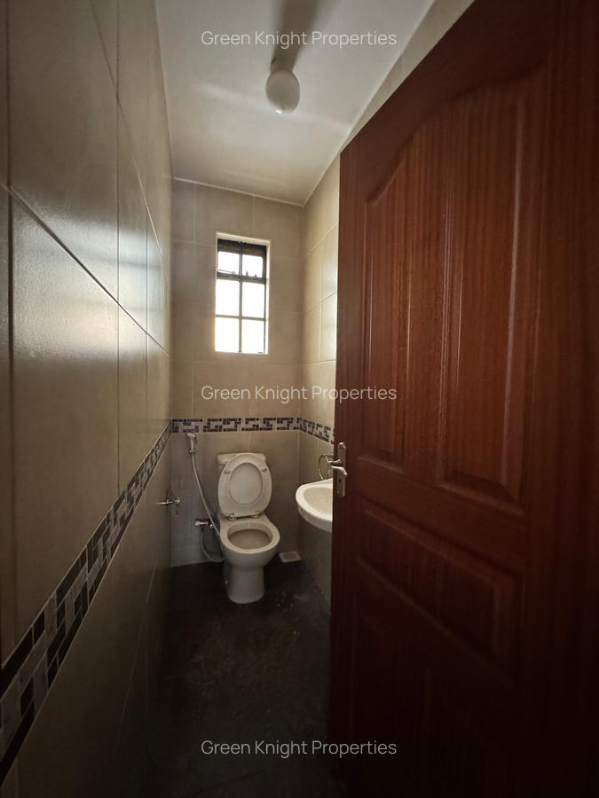 Serviced 2 Bed Apartment with En Suite in Riverside - 9