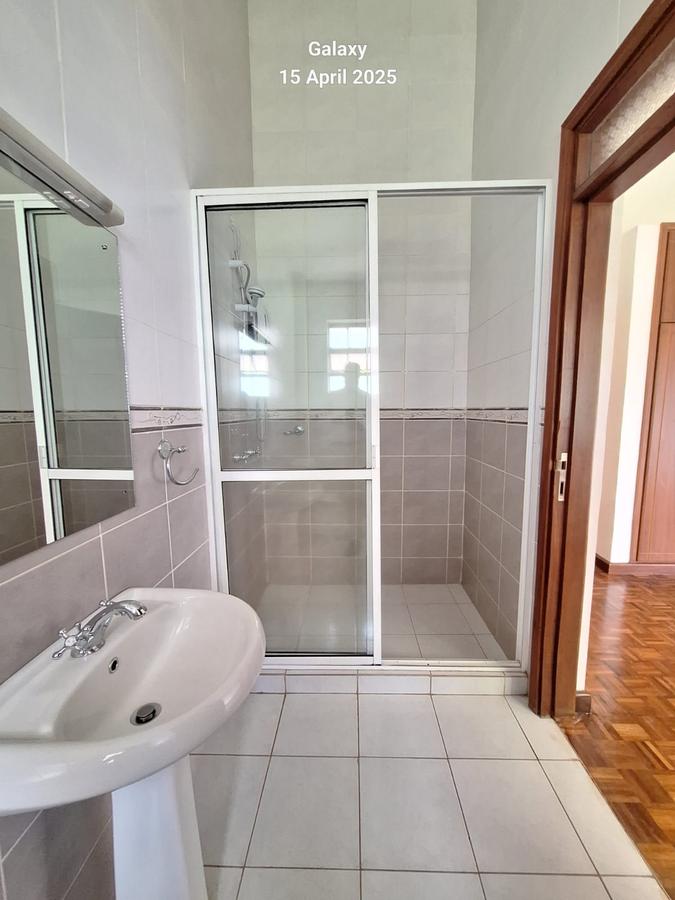3 Bed Apartment with En Suite at Westlands - 20
