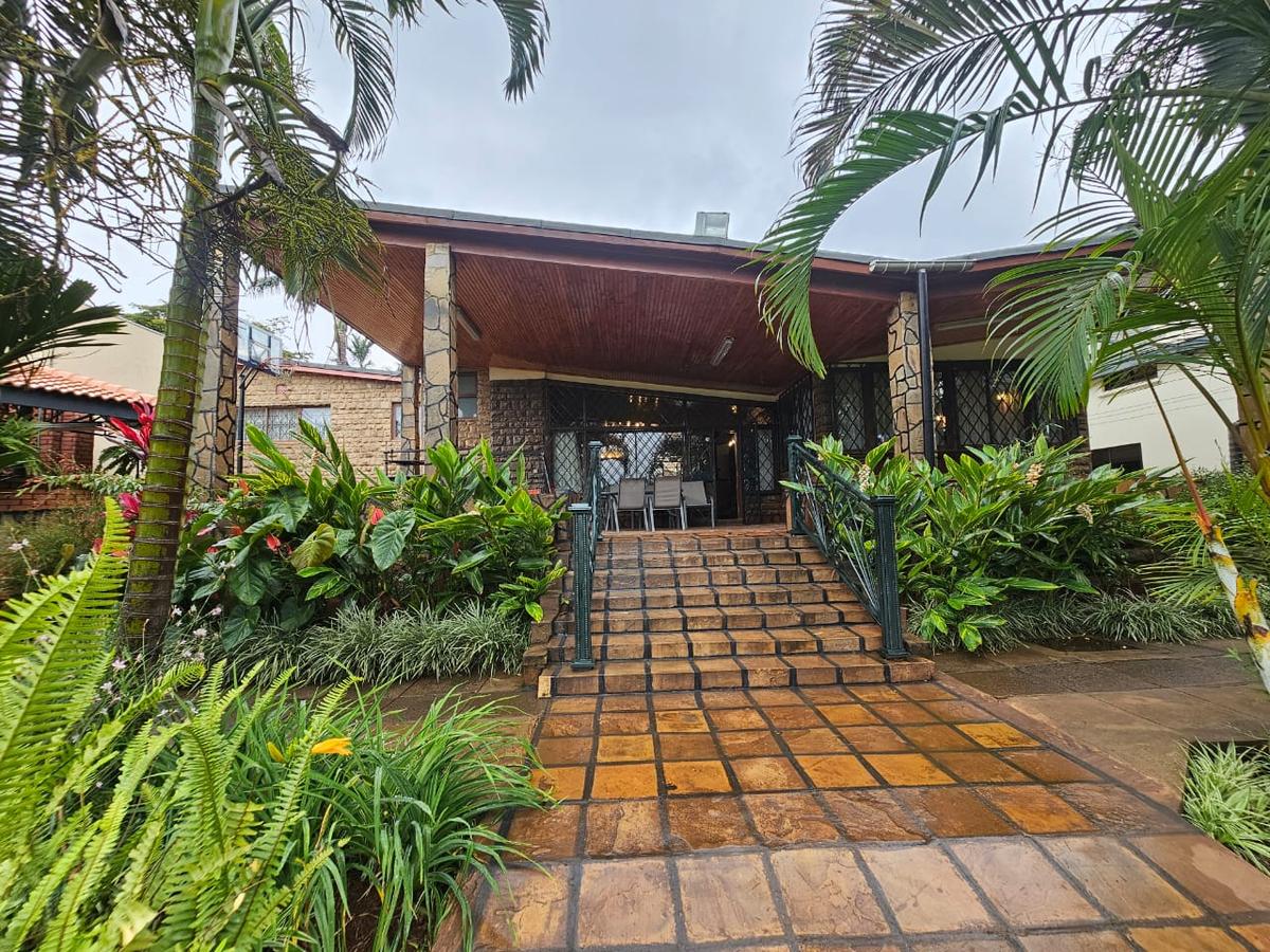 5 Bed House with En Suite in Kitisuru - 1