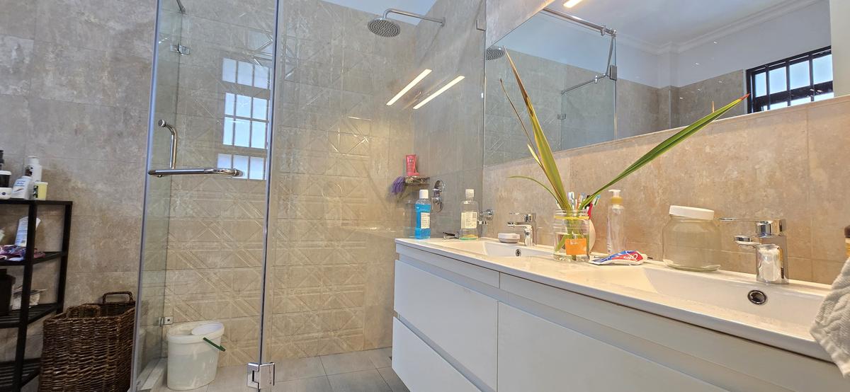5 Bed Villa with En Suite at Kiambu Rd - 7