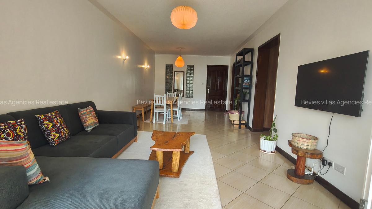 2 Bed Apartment with En Suite at Brookside - 8