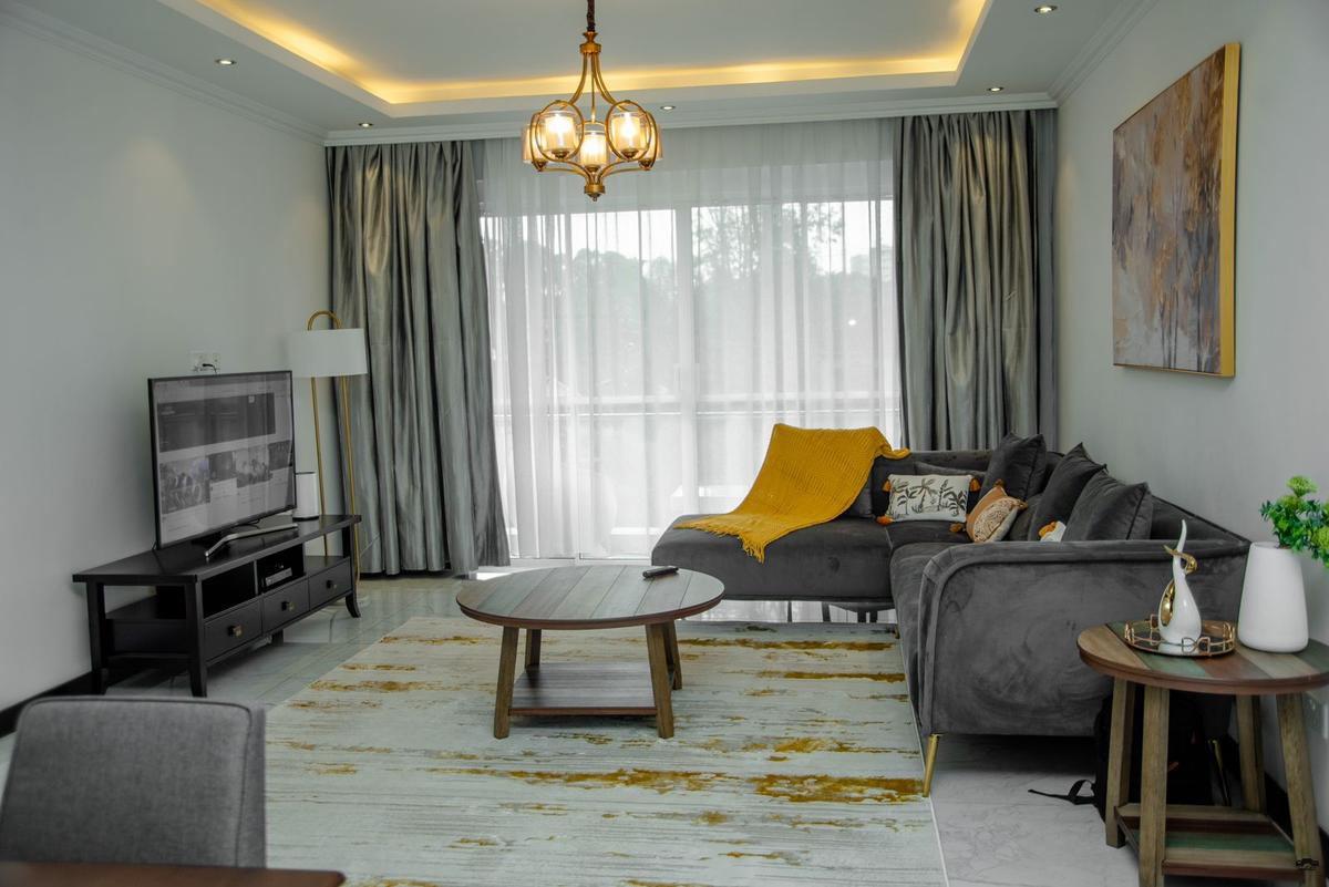 Serviced 2 Bed Apartment with En Suite at Brookside - 5