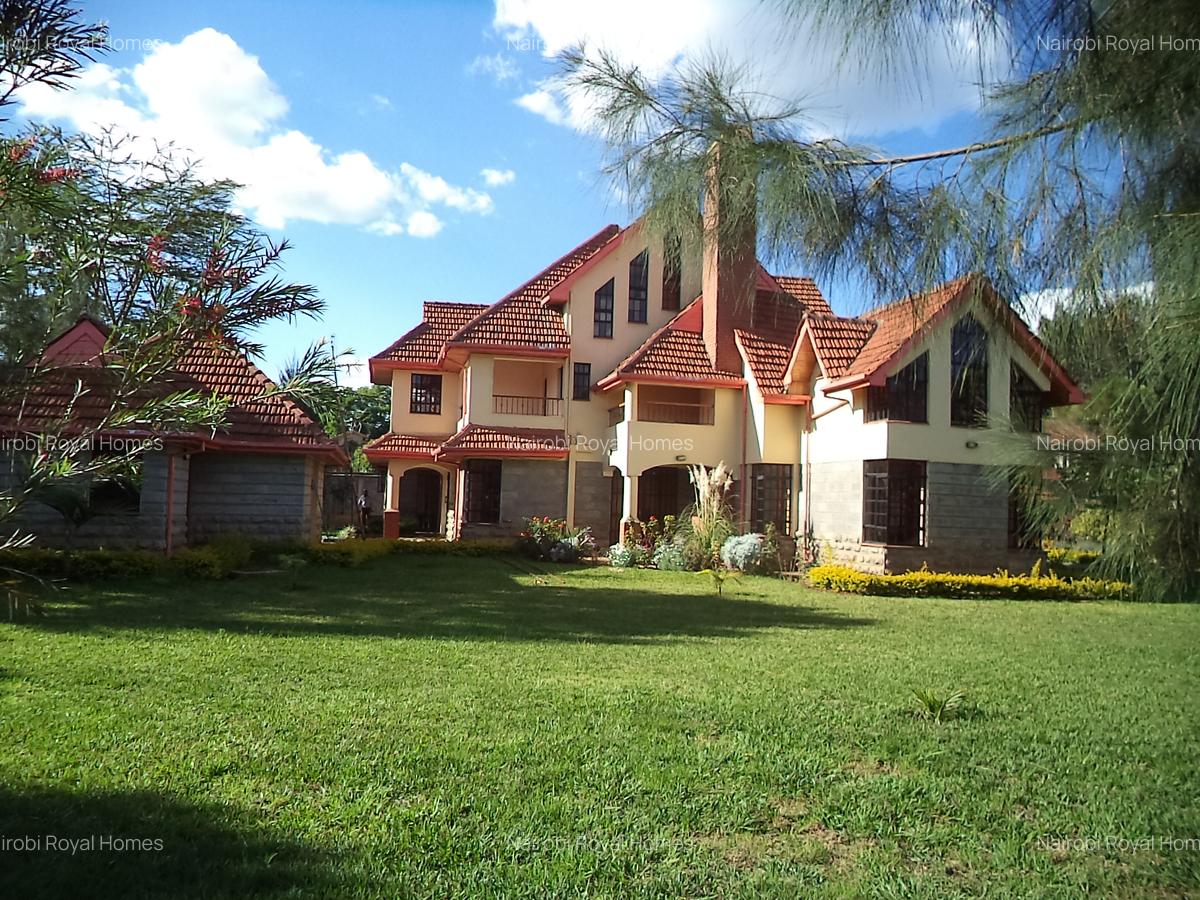 5 Bed House with En Suite at Mimosa Drive - 1