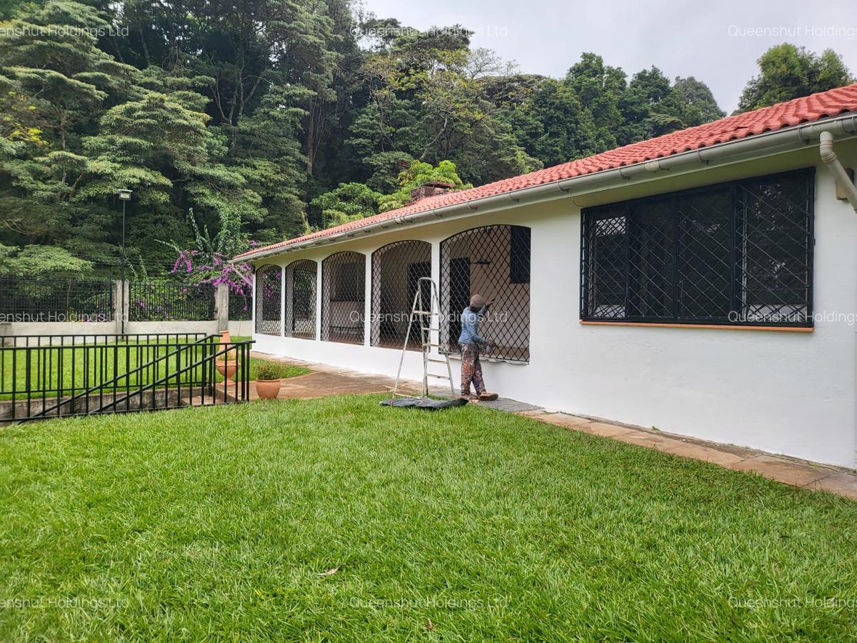 4 Bed Townhouse with En Suite in Gigiri - 1