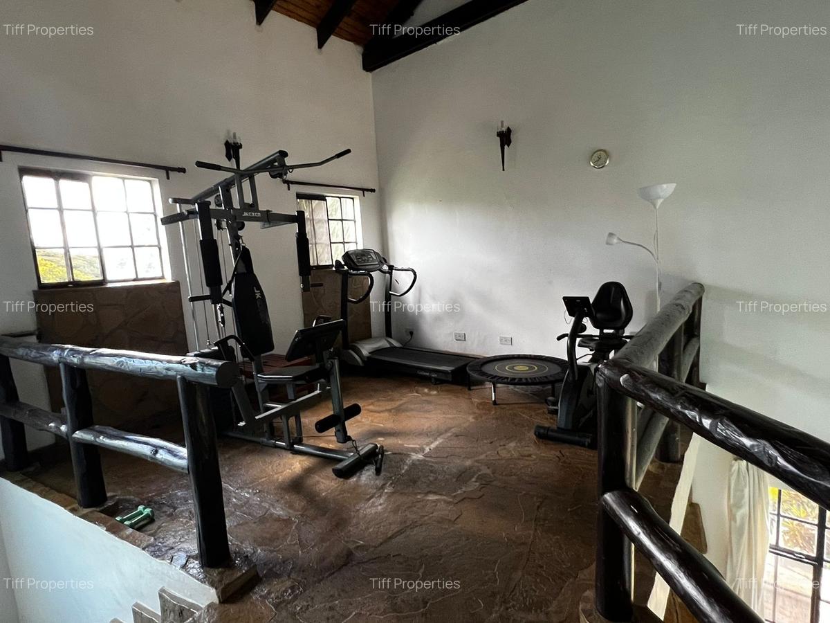 5 Bed House in Karen Hardy - 10