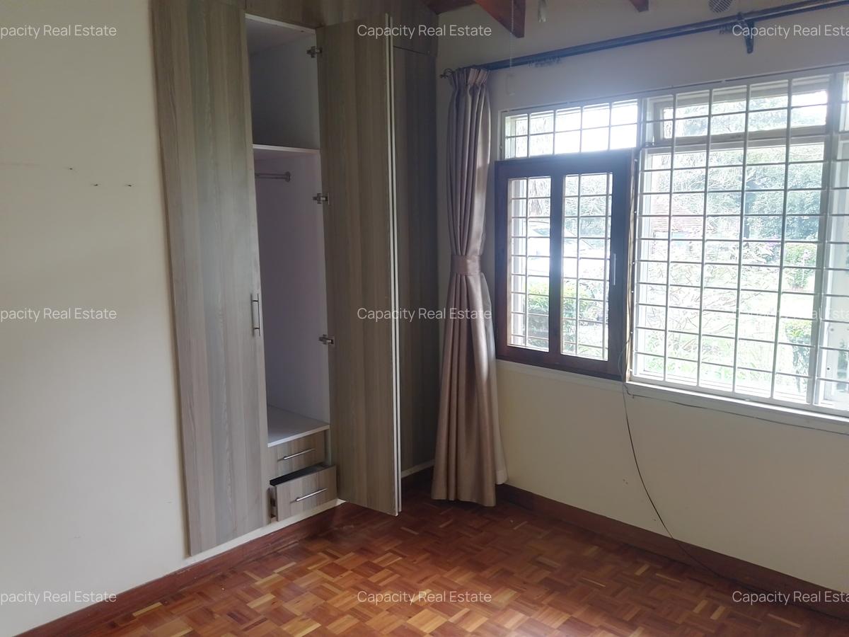 4 Bed Townhouse with Garden in Runda - 14