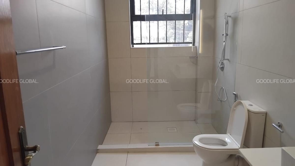 5 Bed House with En Suite at Loresho - 17