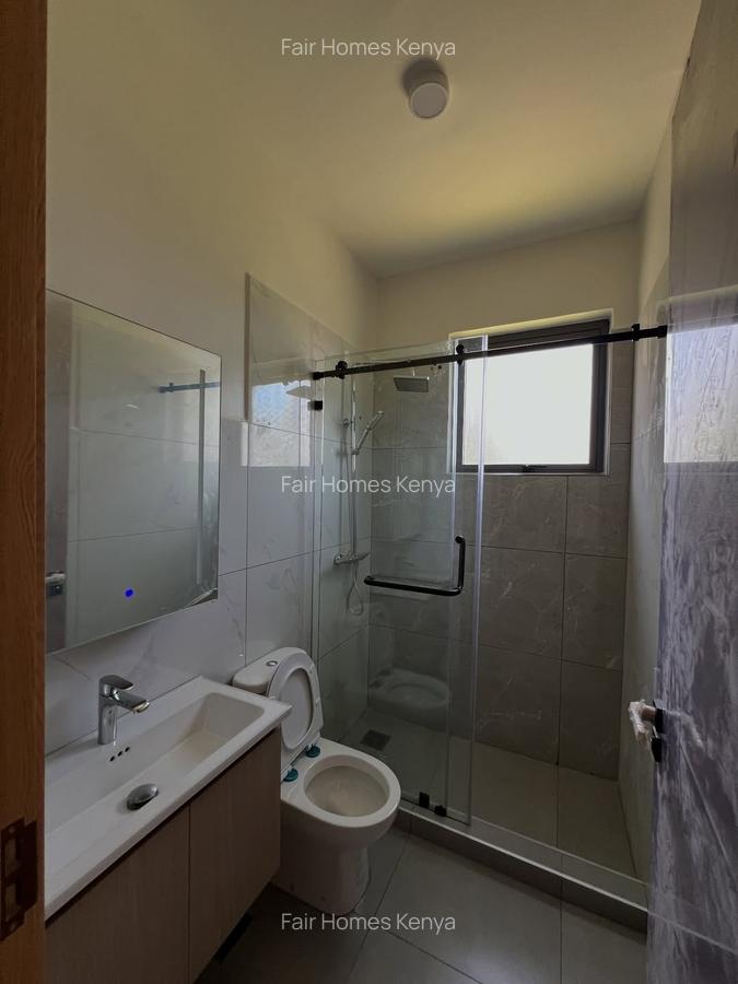 6 Bed Townhouse with En Suite at Lavington Green - 7