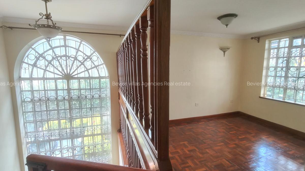 4 Bed Townhouse with En Suite at Kileleshwa - 10